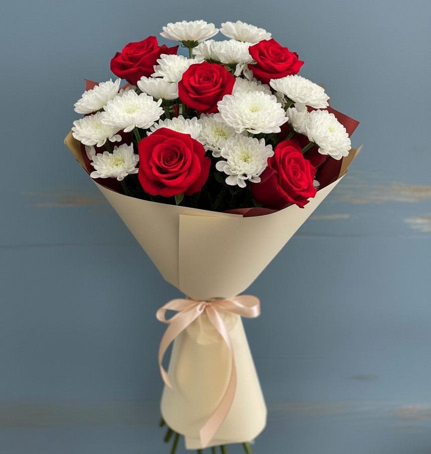 Букет цветов из: Розы и Хризантемы в Среднем