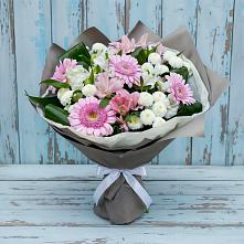 Букет цветов из:  Герберы, Альстромерии и Хризантемы в Среднем
