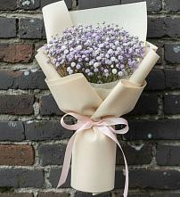 Букет цветов из:  Гипсофила в Среднем