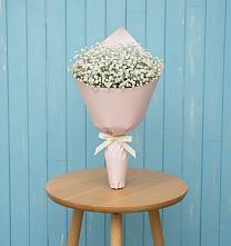 Букет цветов из:  Гипсофила в Среднем