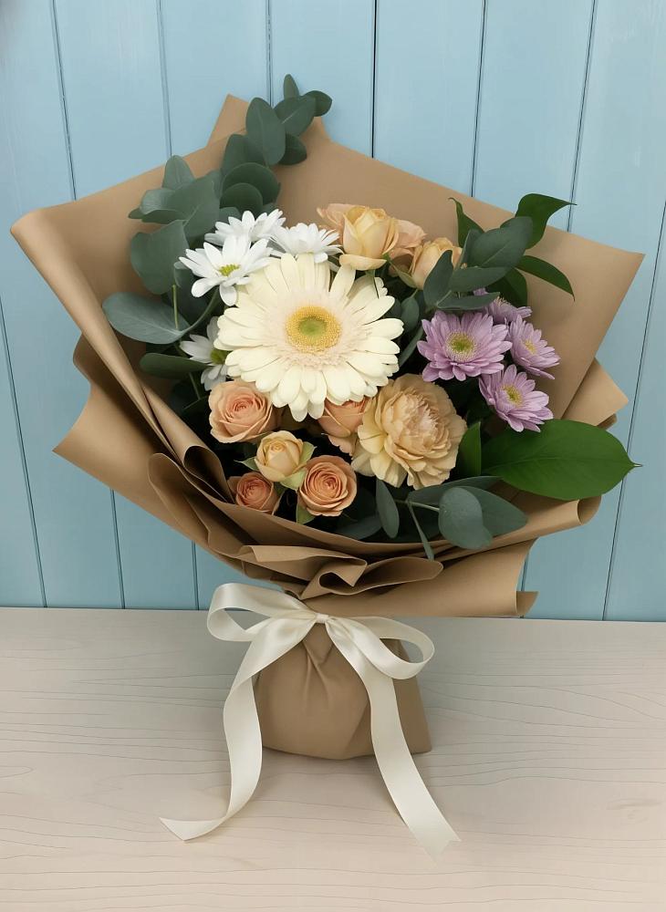 Букет цветов из: Герберы и Хризантемы в Среднем