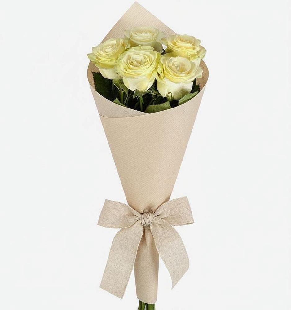 Букет цветов из: Розы в Среднем