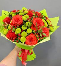 Букет цветов из:  Хризантемы и Розы в Среднем