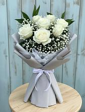 Букет цветов из:  Розы в Среднем