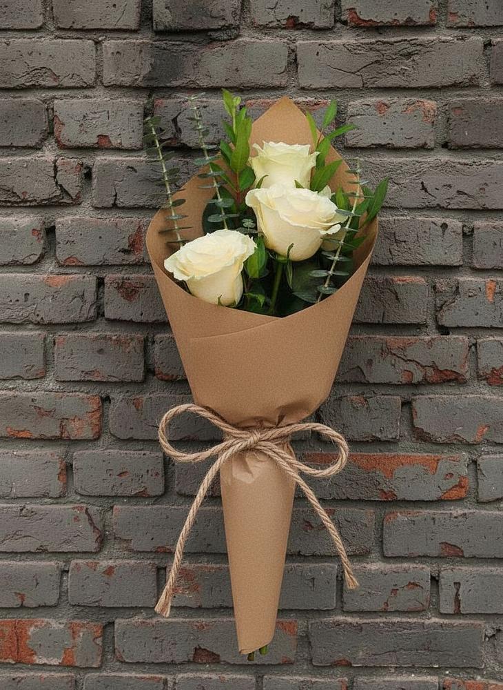 Букет цветов из: Розы в Среднем