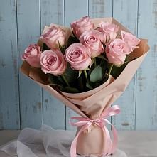 Букет цветов из:  Розы в Среднем