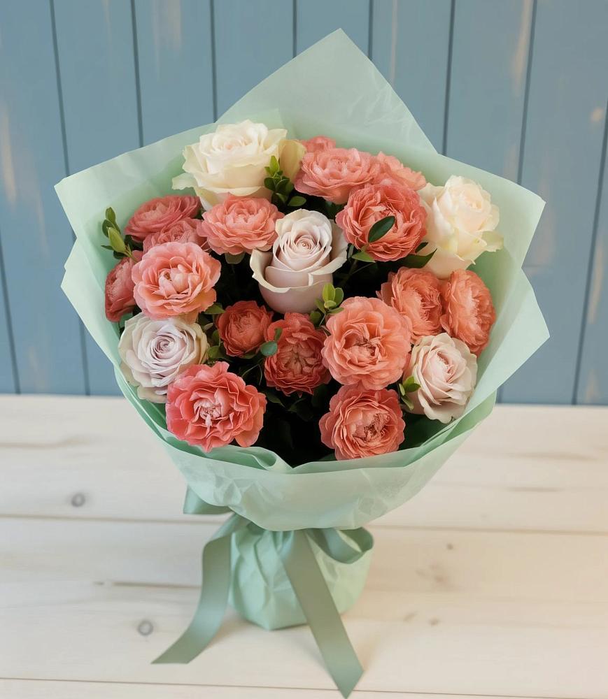 Букет цветов из: Розы в Среднем