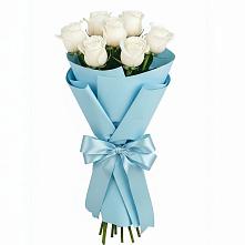 Букет 7 белых роз Проуд в Среднем