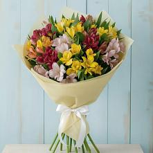 Букет цветов из:  Альстромерии в Среднем