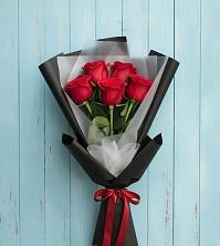 Букет цветов из:  Розы в Среднем