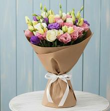Букет цветов из:  Лизиантусы в Среднем