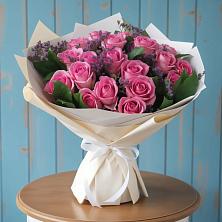 Букет цветов из:  Розы в Среднем